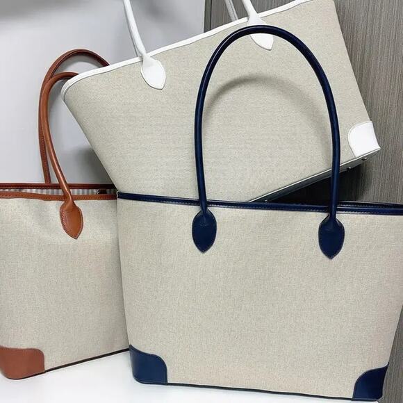 Carryall Tote Bag Beige and Navy Blue - Picture 3 of 5